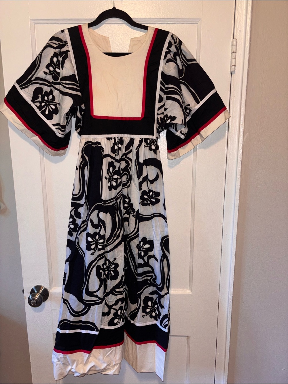 Vintage 60s Kaftan House Dress Geometric Retro Kimono Black White Print